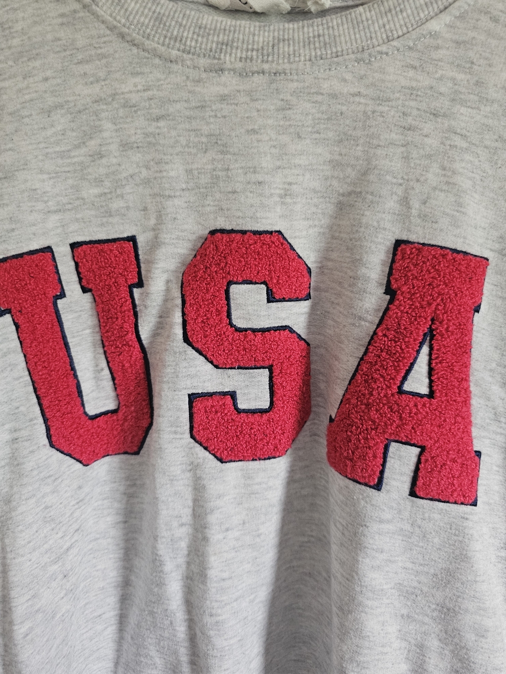 Workshop Republic Clothing Gray Crewneck Sweater with Red USA Applique - Picture 2 of 6